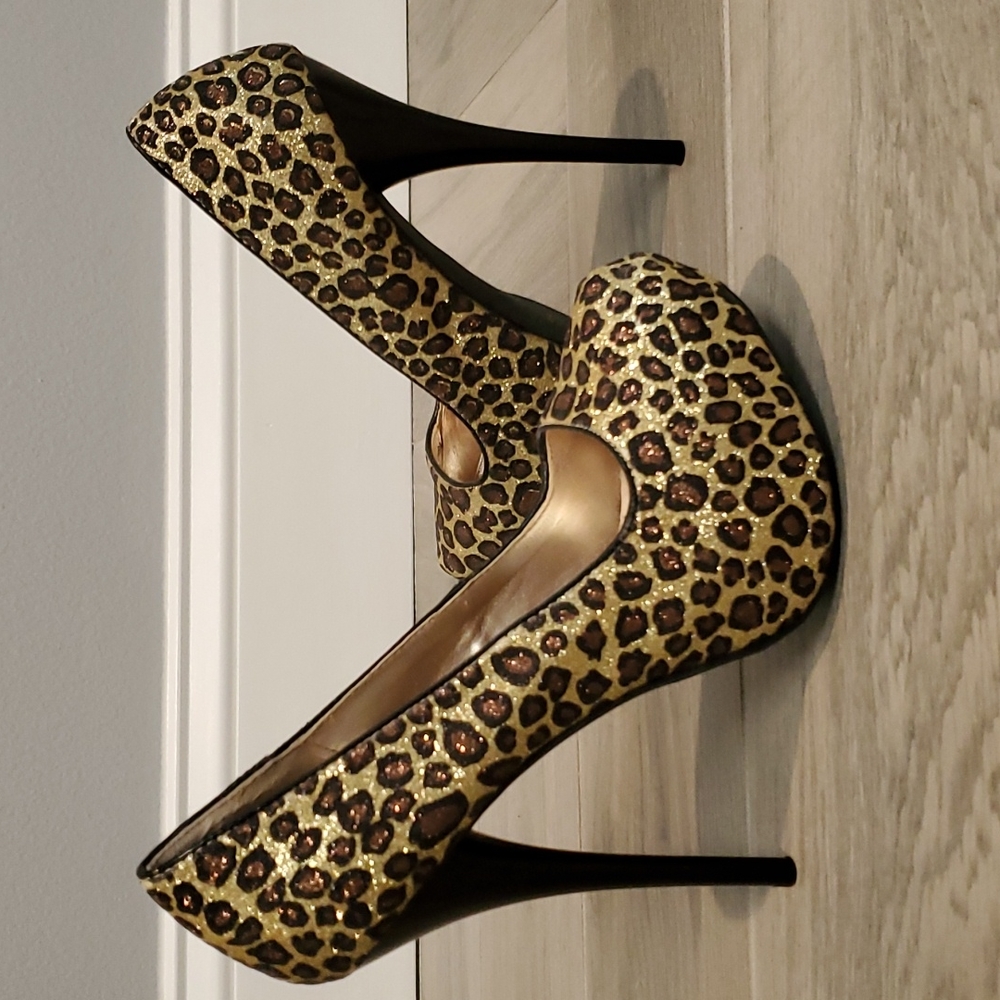Sparkly Cheetah Heels Charlotte Russe size 6